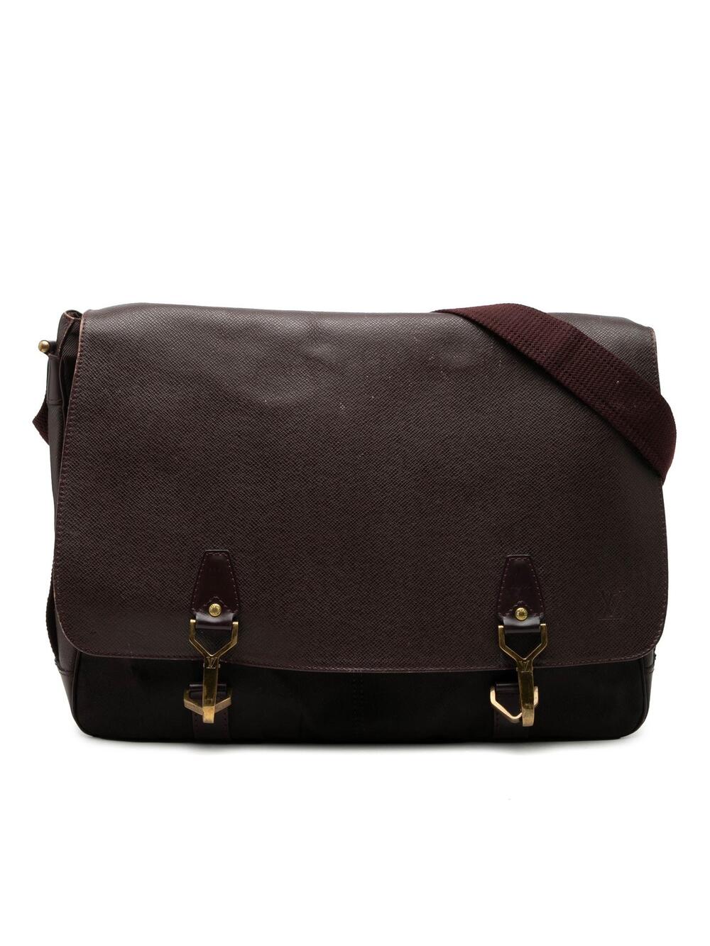 Louis Vuitton Taiga Dersou Pre-Loved #297733L44B